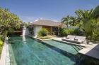 Hitu,&nbsp;Villa  grande y confortable...