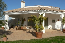 Location de Villa de vacances avec piscine privée.Villa de luxe (7 peuple) avec 4 chambre et 4 salles de bains., Benalup-Casas Viejas