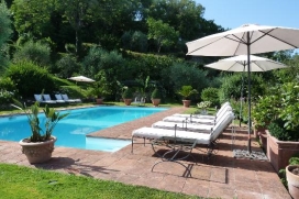 This charming and impressive villa dating back to 11th century, surrounded by olive, chestnut and oak trees, located in the soft Tuscan green hills of the Chianti area with a bird eye perspective, just 15 minutes away from Florence.  The Lady ow, San Donato in Collina