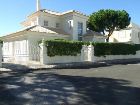 Pool Villas Ibiza and Algarve
