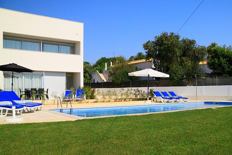 LS Villas  &  Chalets