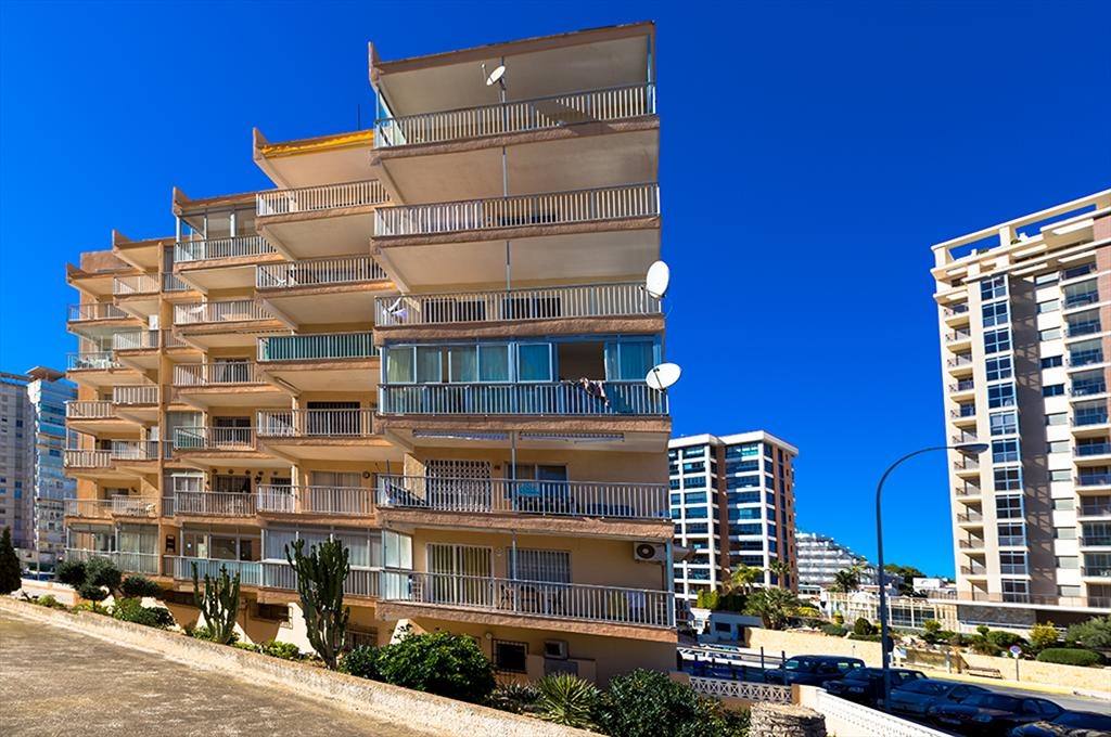 Alquileres Guzmán s.l.