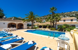 Holiday Rentals Casa Puri 6