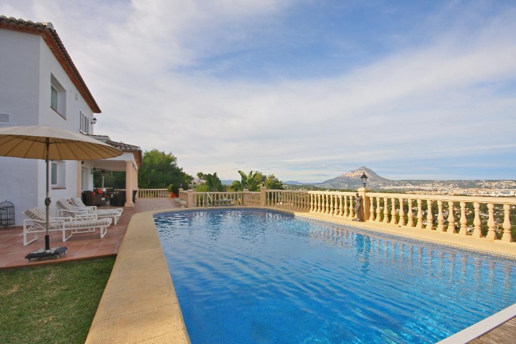 Aguila Rent - Pool Villas