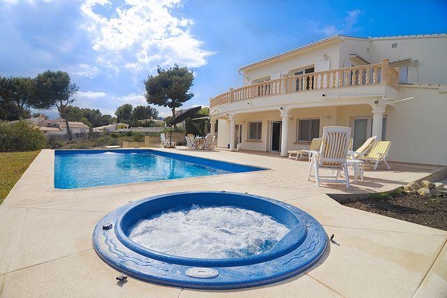 Alquileres Guzmán s.l.