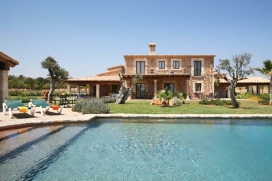 Carteras is one of the finest villas in the Pollensa area, Mallorca, Spain and suited for maximum 10 people.This magnificent new villa is one of our finest villas to suit our most discerning of clients. The entire property is full of charac, Pollensa