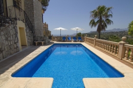 Villa Aline, Большая, приятная вилла   с частным бассейном на 8 человек в Бениссе, нa Коста Бланкe, в Испании...