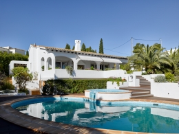 Villa Pomera, Прекрасная, элитная вилла   с частным бассейном на 5 человек в Бениссе, нa Коста Бланкe, в Испании...