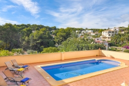 Villa Romantica, Красивая, комфортабельная вилла  с частным бассейном  на 4 человекa в Бениссе, нa Коста Бланкe, в Испании...