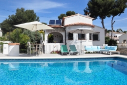 Villa Endorfina, Прекраснкая, комфортабельная вилла   с частным бассейном на 6 человек в Морайрe, нa Коста Бланкe, в Испании...